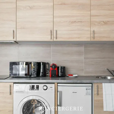Au Coeur Du 9e Arrondissement Apartamento