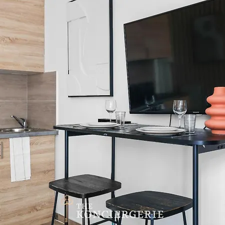Au Coeur Du 9e Arrondissement Apartamento
